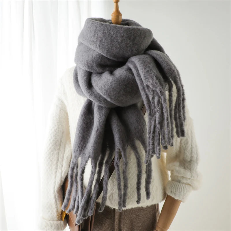 Elegant Cashmere Winter Scarf