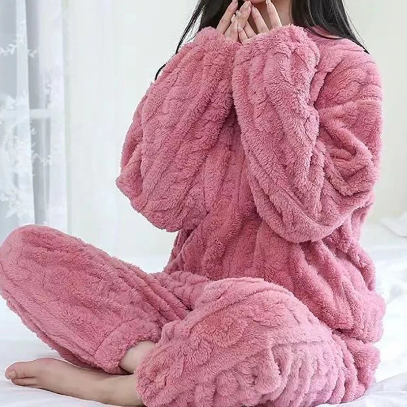 Women's Velvet Fleece 2-Piece Lounge Set