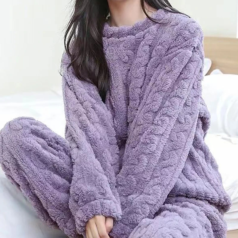 Women's Velvet Fleece 2-Piece Lounge Set